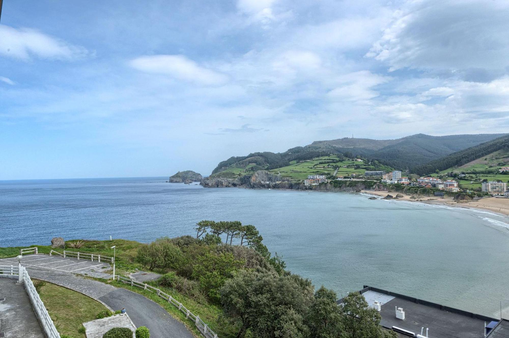 Coast & Beach View Parking Bakio Kültér fotó